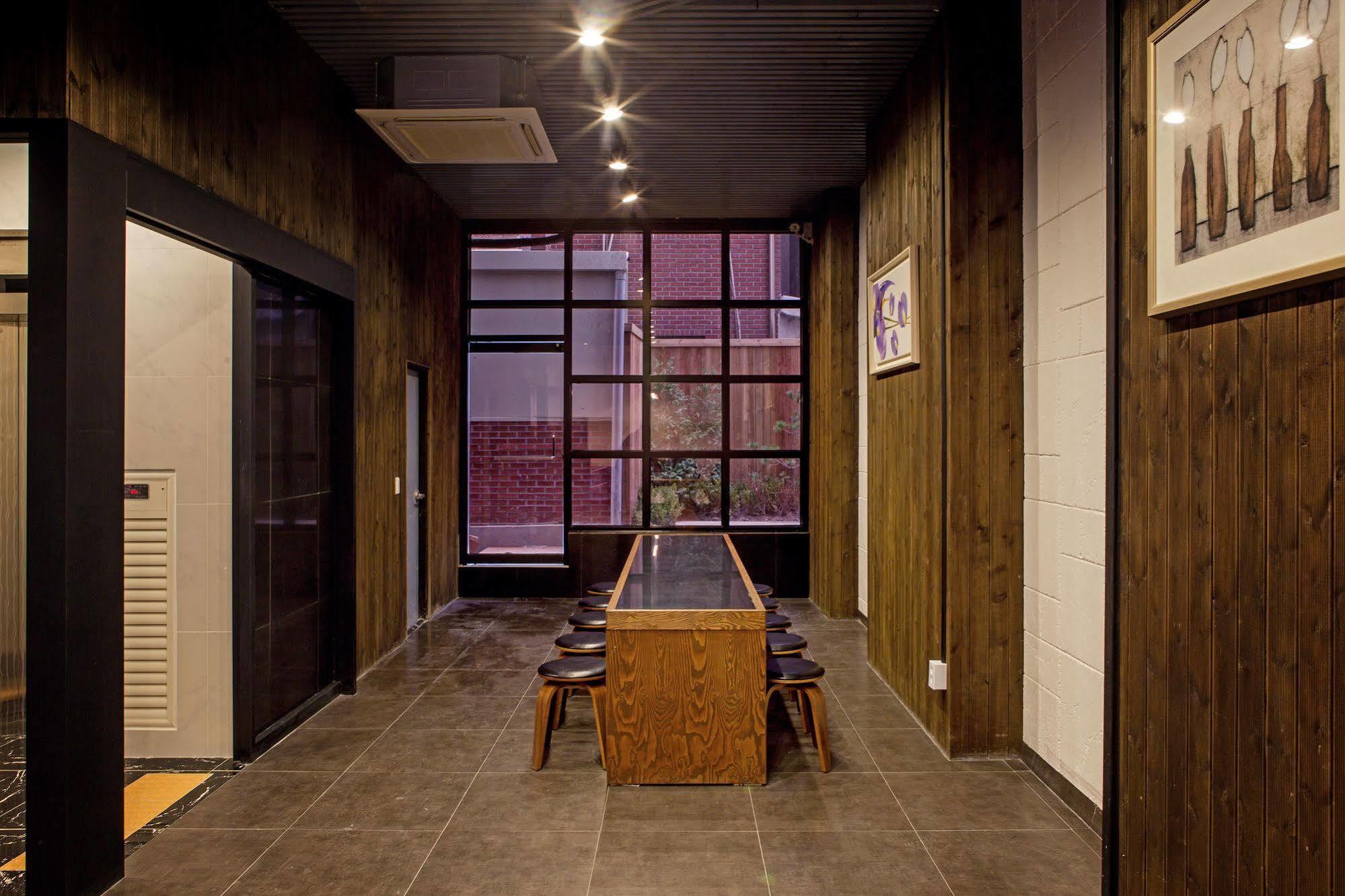 D7 Suites โซล ภายนอก รูปภาพ