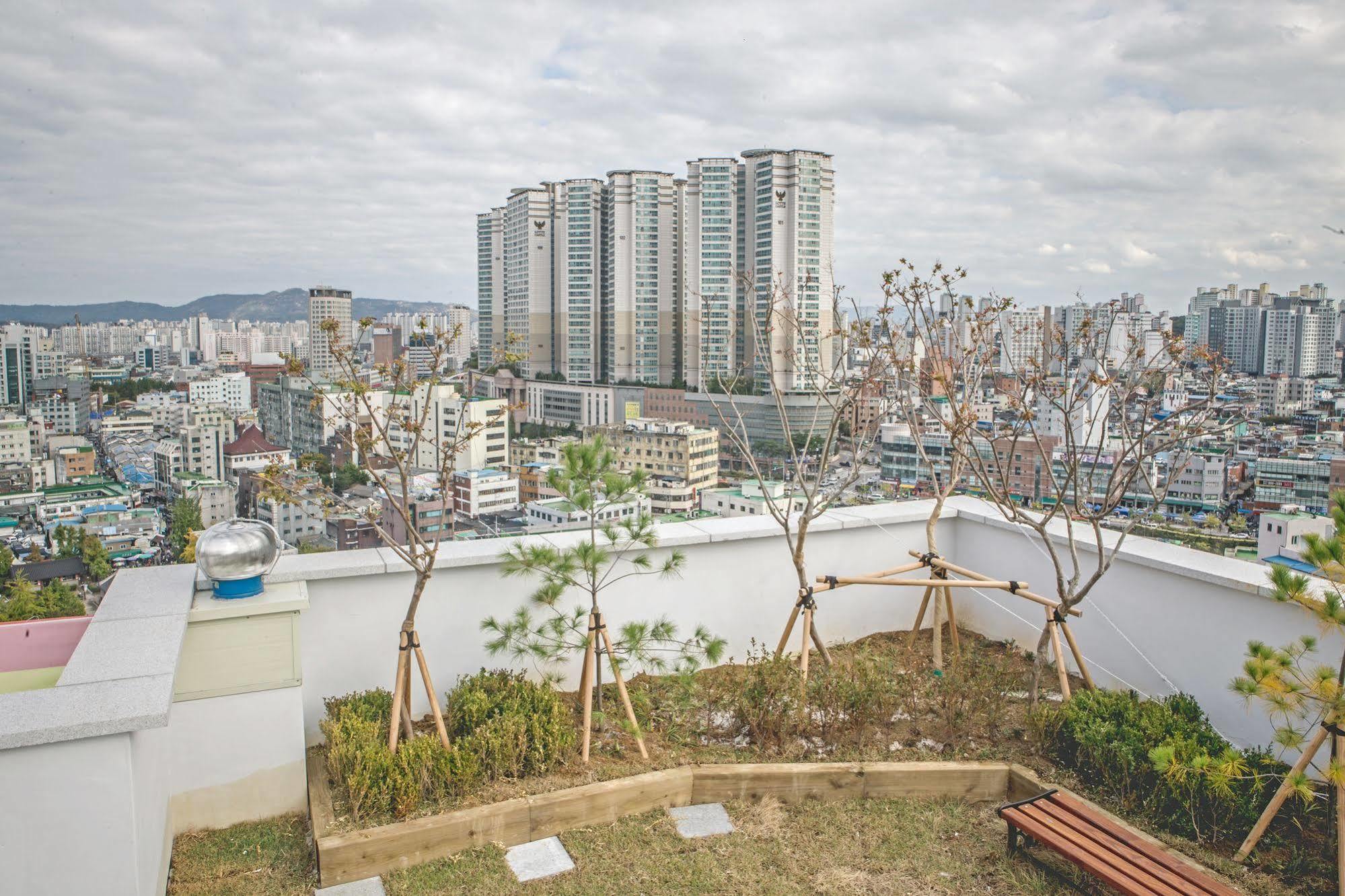 D7 Suites โซล ภายนอก รูปภาพ